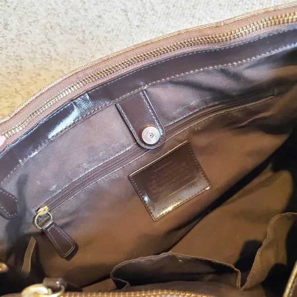 Coach Signature Canvas Tan & Brown Shoulder Bag - Picture 8 of 13